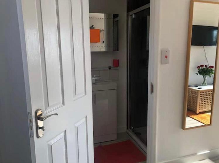 Elkstone Studio Private Hottub Pet Friendly Malvern Ngoại thất bức ảnh